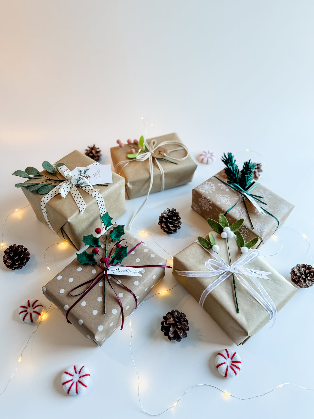 Holiday Gift Accent