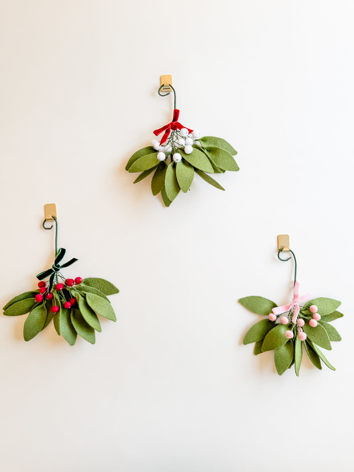 Mistletoe Ornament