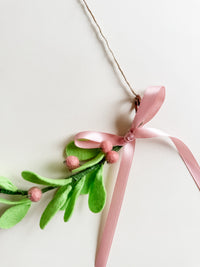 Leaf & Berry Holiday Wreath